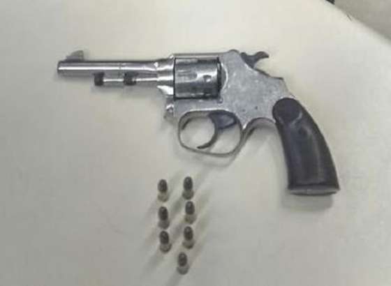 Briga pai e filho tem arma e ameaça de morte