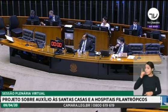Câmara aprova R$ 2 bilhões pras Santas Casas