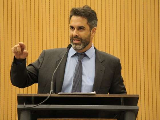 Campinas. Hossri leva abaixo-assinado a Jonas