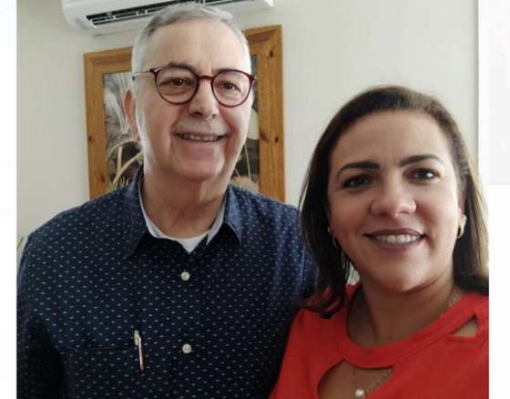 Carla vai a Chico e lança jornal em Nova Odessa