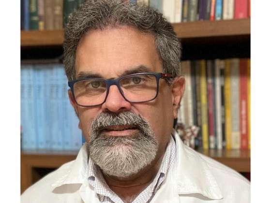 ‘Dr Corona’ aparece na cena política barbarense