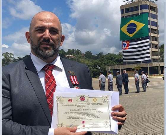 Empresário Galante homenageado em SP