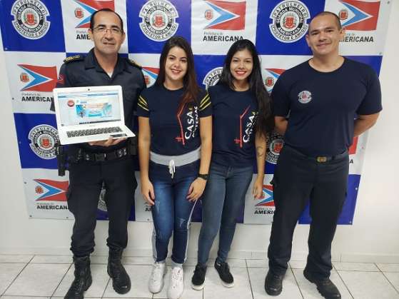 Gama recebe doação de notebook