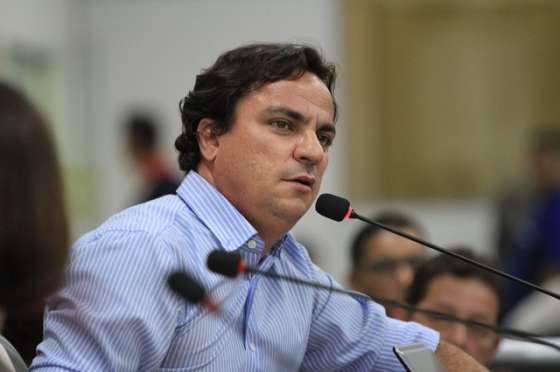 Gualter pede prorrogação de prazo para pagamentos de impostos