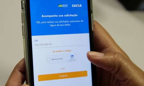 Auxílio emergencial. Suspensa exigência de CPF regular