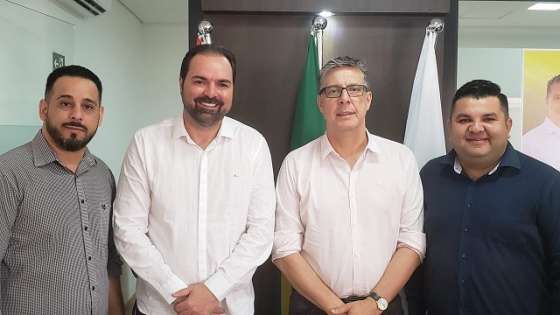 Molina se aproxima do futuro Aliança pelo Brasil
