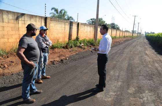 NO: Pref. realiza manutenção em trecho rural