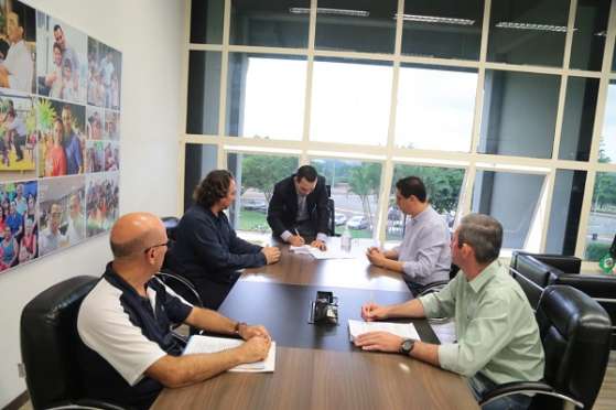 NO: Pref. suspende atendimento presencial em repartições