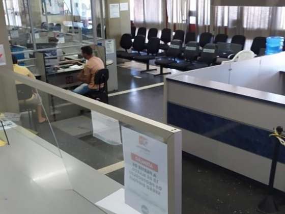 Pouquinha gente no atendimento da prefeitura