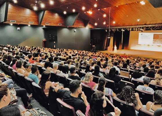 Prefeitura abre agenda para Teatro e Anfiteatro Municipais