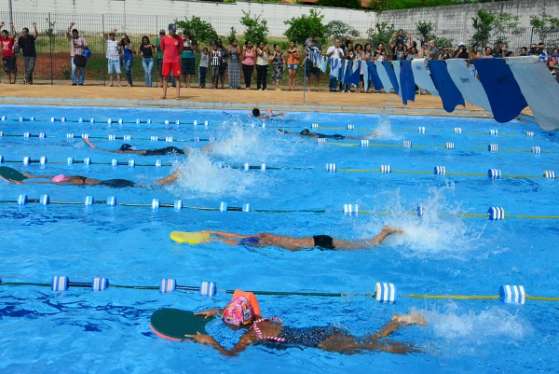 SM: Pref. realiza pré-inscrições para aulas de natação