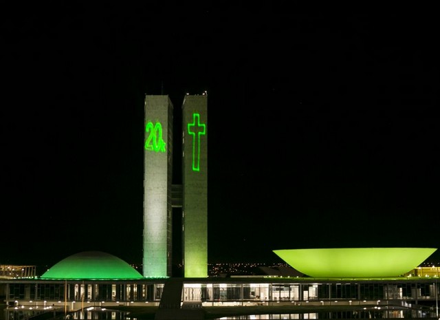 Coronavírus. Projeção no Congresso lamenta 20 mil mortes