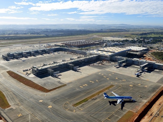 Pesquisa mostra lento retorno dos aeroportos