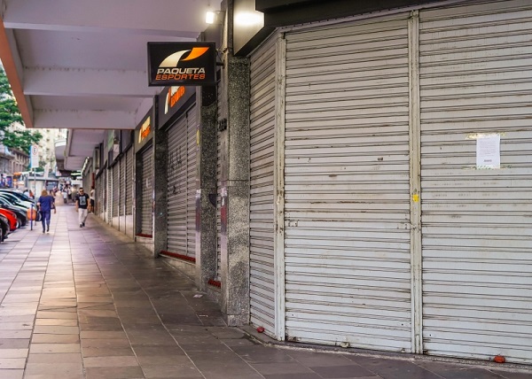 Reabertura dia 15 deve fechar de mais 16 mil empregos na RMC