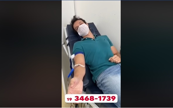 Rafa Macris doa sangue e tranquiliza população para doação