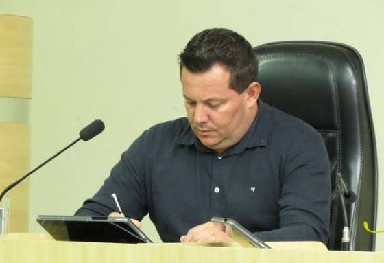 Vereador questiona falta de agendamento de consultas
